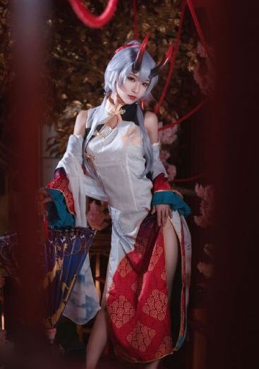 成人色制服不雅视频播放器破解版_720超清免费观看