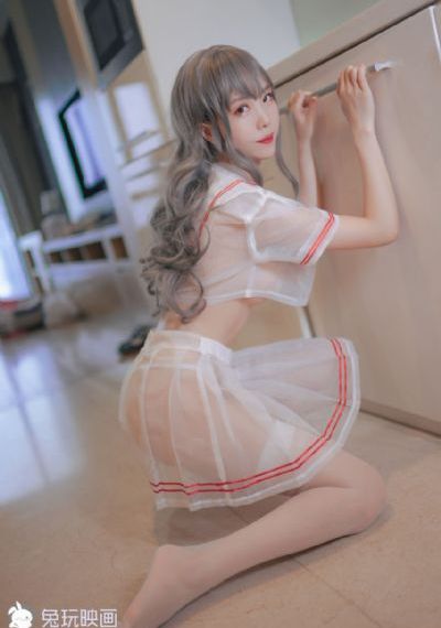 欧美av大奶美女_4K动漫免费观看