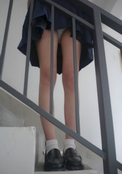 丰满迷人的老师少妇_DVD免费在线播放