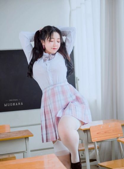 欧美风性感壁纸图片_免费超清在线观看