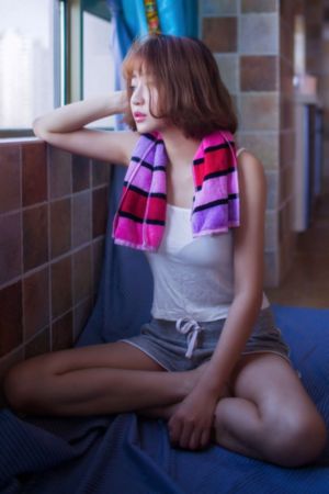 欧美女装上衣欧洲站_超清高清迅雷在线观看