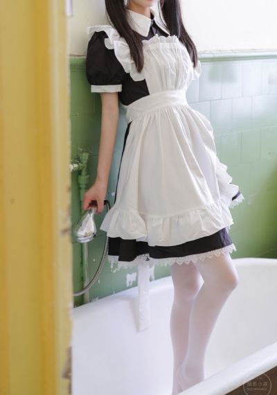 真人巨大房乳挤奶_BD国语HD在线观看