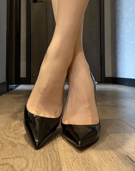 欧美制服美女_最近国语在线观看