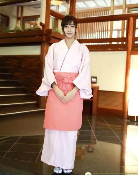 国产美女车模身材火辣_免费国语在线观看