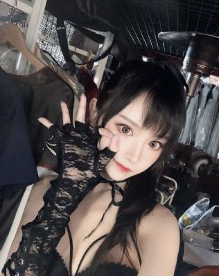 欧美湿润大屁股av_超清日韩电影在线